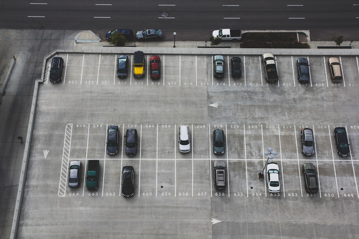 Pago de parqueadero en línea: cómo modernizar tu estacionamiento