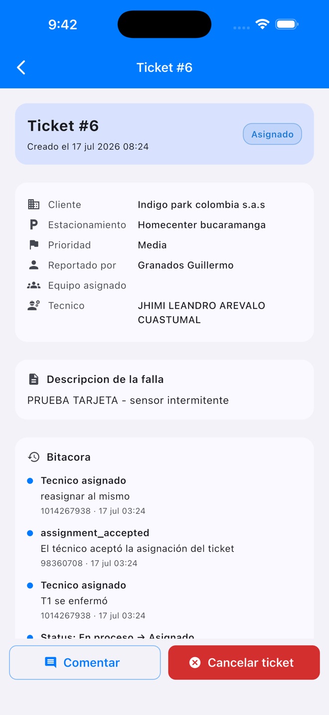 Detalle del ticket con datos y bitácora